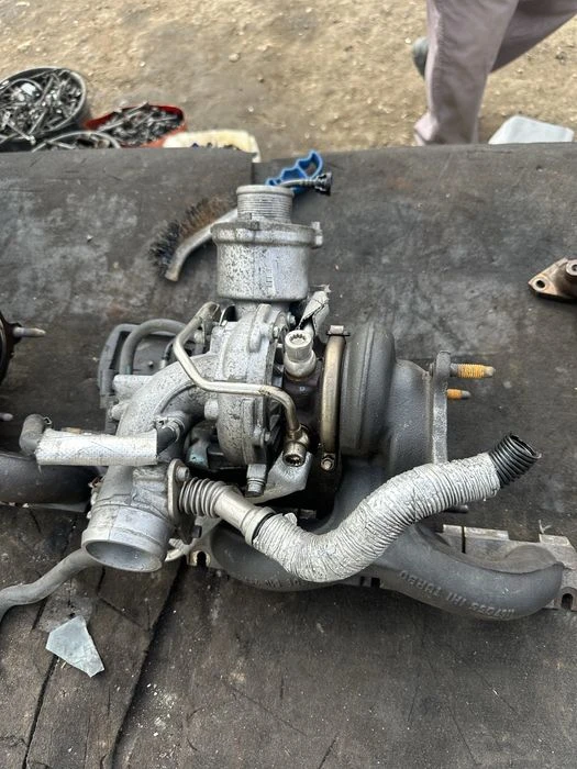Турбо компресор турбина 20tfsi Audi Seat Skoda Vw Ауди 06h145702 L