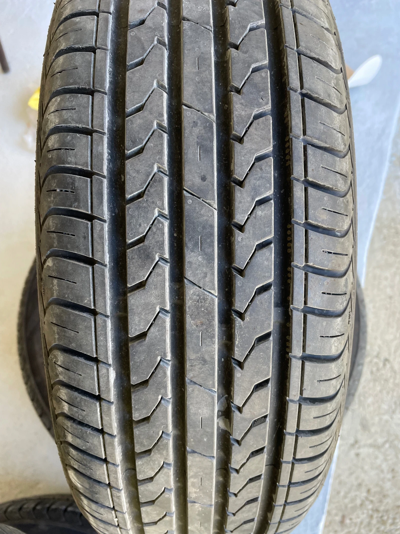 Гуми Летни 175/65R15, снимка 4 - Гуми и джанти - 54707276