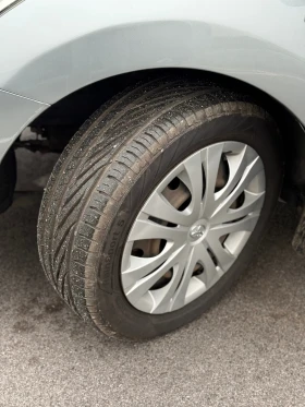 Toyota Auris 1.4d4D * 6 СКОРОСТИ * ТОП * ЛИЗИНГ* , снимка 13