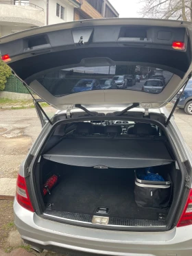 Mercedes-Benz C 300, снимка 7
