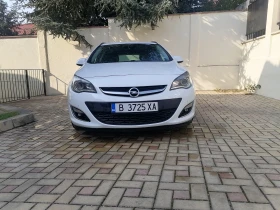 Opel Astra SPORTS TOURER, снимка 2