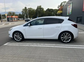 Opel Astra J 2013 1.4 Turbo Cosmo Sport - с газ, снимка 1