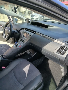 Toyota Prius PLUG IN | Mobile.bg    11