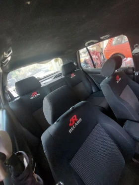 VW Golf - 123 € / 240.57 лв. - 41994159 2