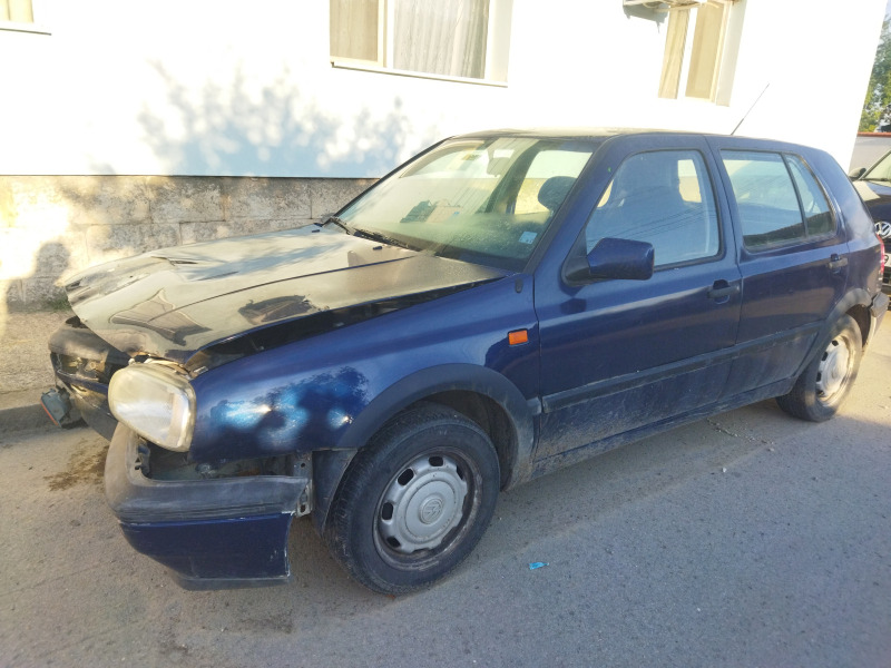 VW Golf 3 1.8 mi 90 hp, снимка 1 - Автомобили и джипове - 46598375