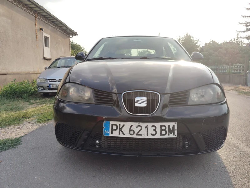 Seat Ibiza, снимка 1 - Автомобили и джипове - 47231536