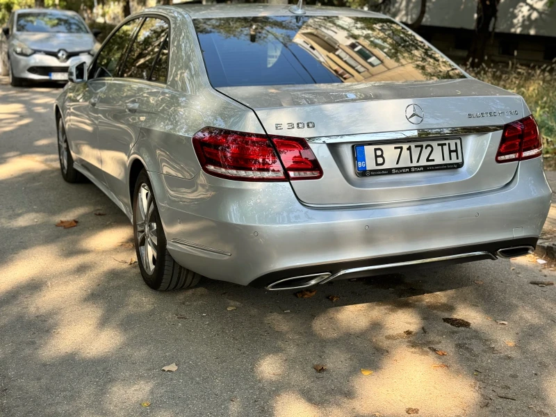 Mercedes-Benz E 300 Bluetec Hibryd, снимка 2 - Автомобили и джипове - 47534257