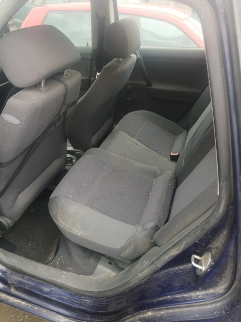 VW Polo 4, снимка 6 - Автомобили и джипове - 51051959