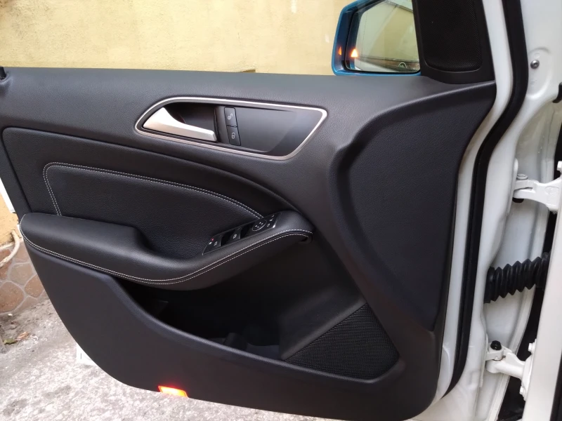 Mercedes-Benz B 250, снимка 17 - Автомобили и джипове - 52462599