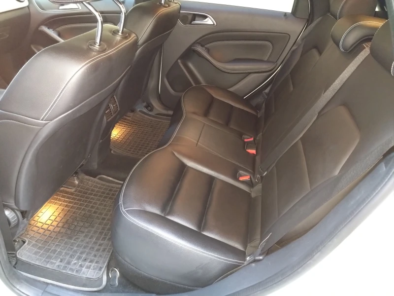 Mercedes-Benz B 250, снимка 9 - Автомобили и джипове - 52462599