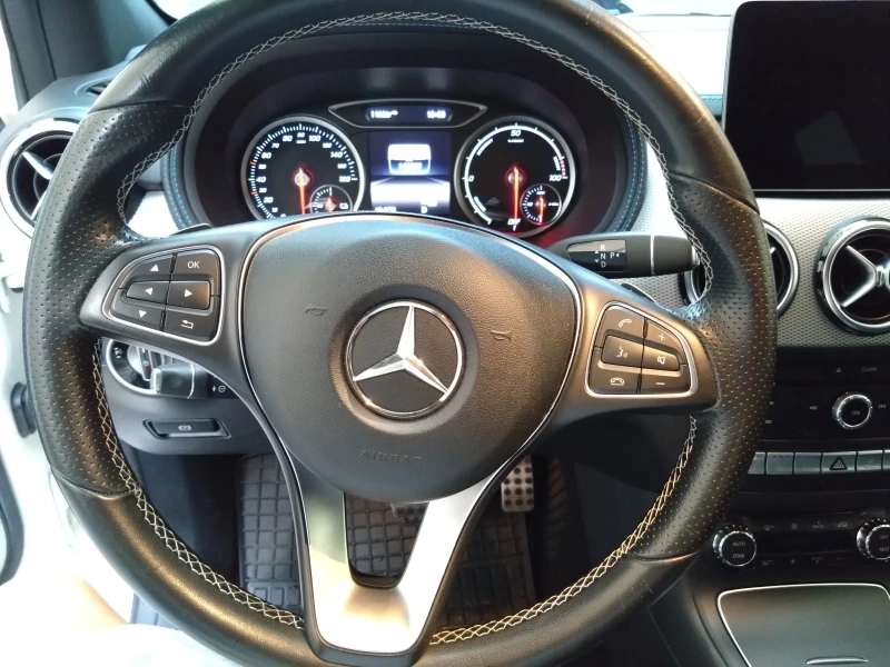 Mercedes-Benz B 250, снимка 11 - Автомобили и джипове - 52462599