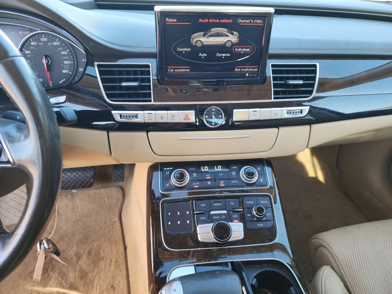 Audi A8 L* 4.0T* MATRIX* ПОДГРЕВ* ОБДУХВАНЕ* МАСАЖ* КАМЕРА, снимка 11 - Автомобили и джипове - 52835541