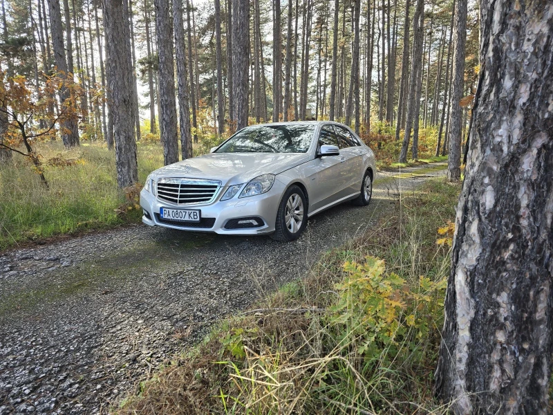 Mercedes-Benz E 250, снимка 3 - Автомобили и джипове - 52351345