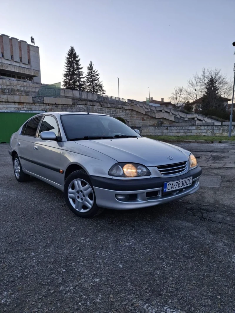 Toyota Avensis 1.6 * LPG* CarPlay 