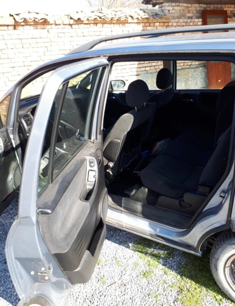 Opel Zafira 2, 0, снимка 8 - Автомобили и джипове - 53182090