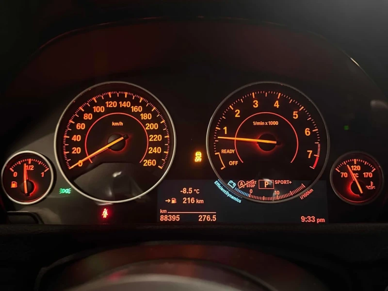 BMW 335 * 335i xDrive * CARFAX * БЕЗ ПЪРВОНАЧАЛНА ВНОСКА, снимка 8 - Автомобили и джипове - 53215013