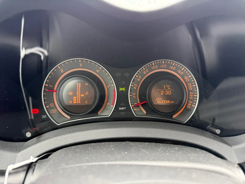 Toyota Auris 1.4d4D * 6 СКОРОСТИ * ТОП * ЛИЗИНГ* , снимка 11 - Автомобили и джипове - 53260324