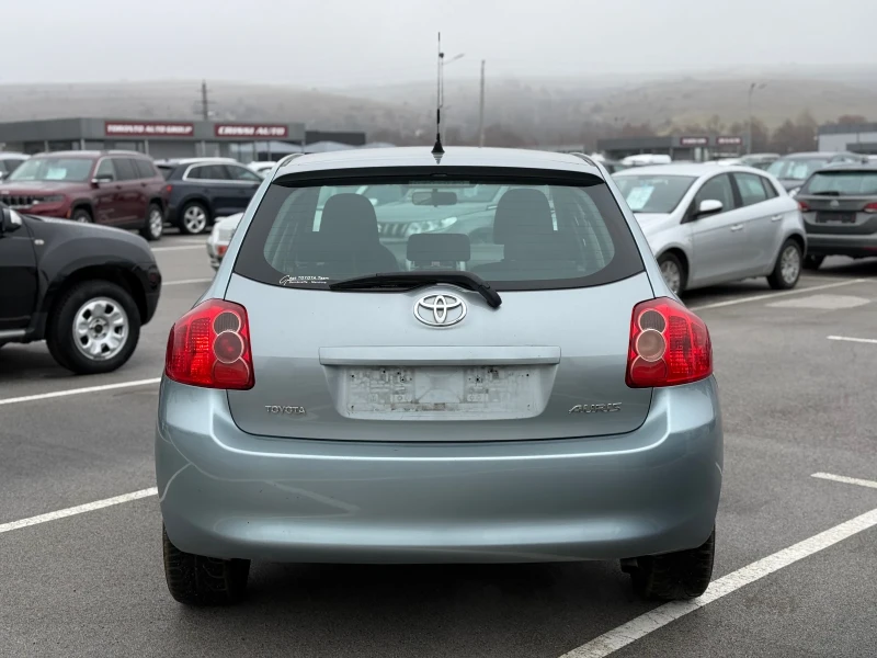 Toyota Auris 1.4d4D * 6 СКОРОСТИ * ТОП * ЛИЗИНГ* , снимка 4 - Автомобили и джипове - 53260324