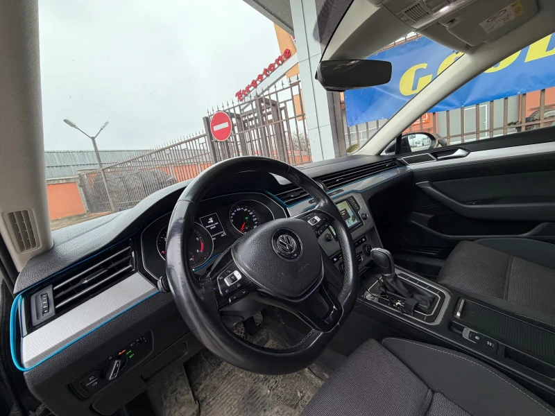 VW Passat 2.0TDI* DSG* ОБСЛУЖЕН* МАСАЖ* , снимка 9 - Автомобили и джипове - 53302026