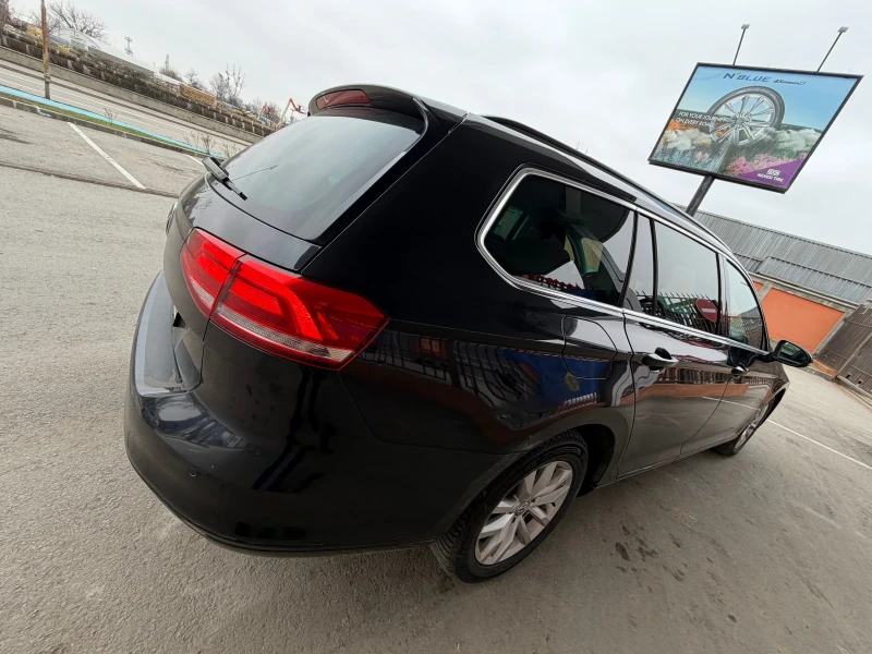 VW Passat 2.0TDI* DSG* ОБСЛУЖЕН* МАСАЖ* , снимка 8 - Автомобили и джипове - 53302026
