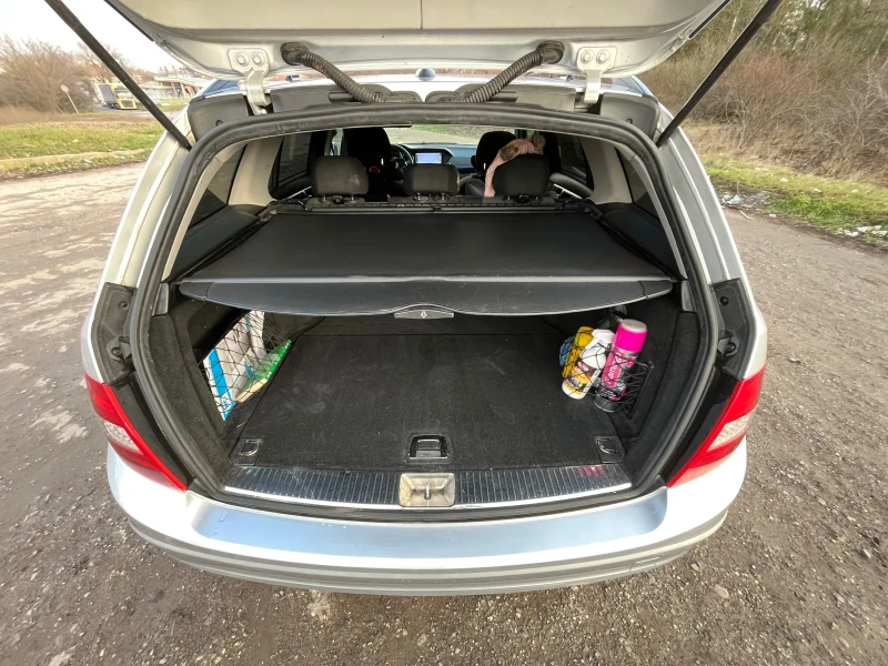 Mercedes-Benz C 200 C220, снимка 13 - Автомобили и джипове - 53423819