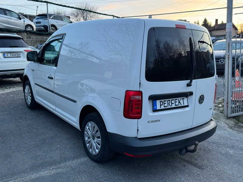 VW Caddy 2.0TDI, снимка 6 - Автомобили и джипове - 53572333
