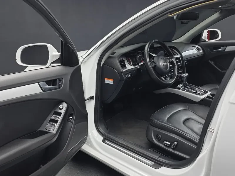 Audi A4 2.0 TDI Dynamic, снимка 10 - Автомобили и джипове - 53267603