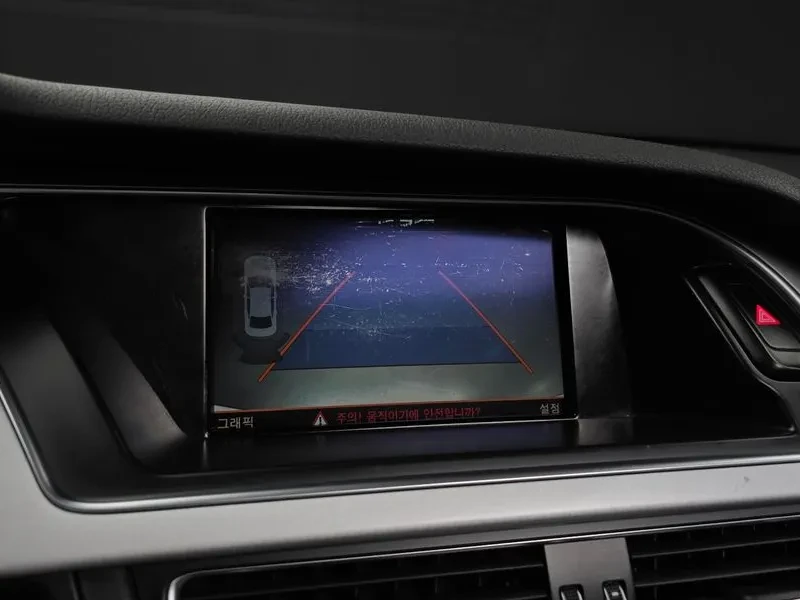 Audi A4 2.0 TDI Dynamic, снимка 15 - Автомобили и джипове - 53267603