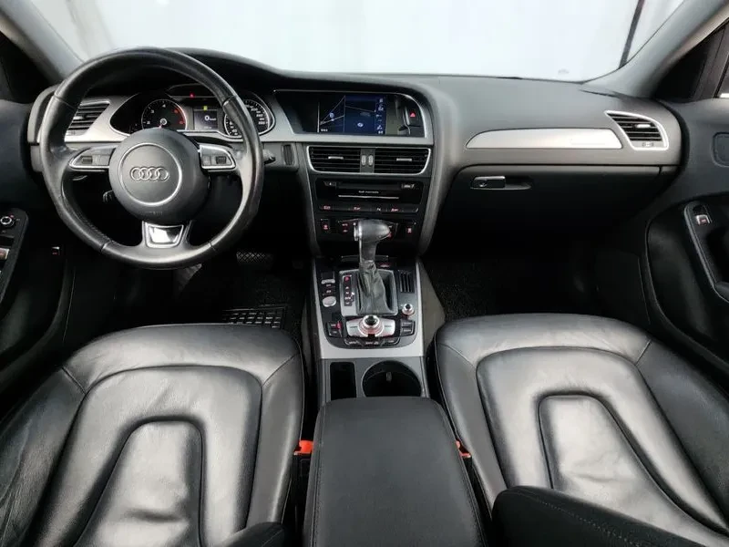 Audi A4 2.0 TDI Quattro, снимка 7 - Автомобили и джипове - 54143332