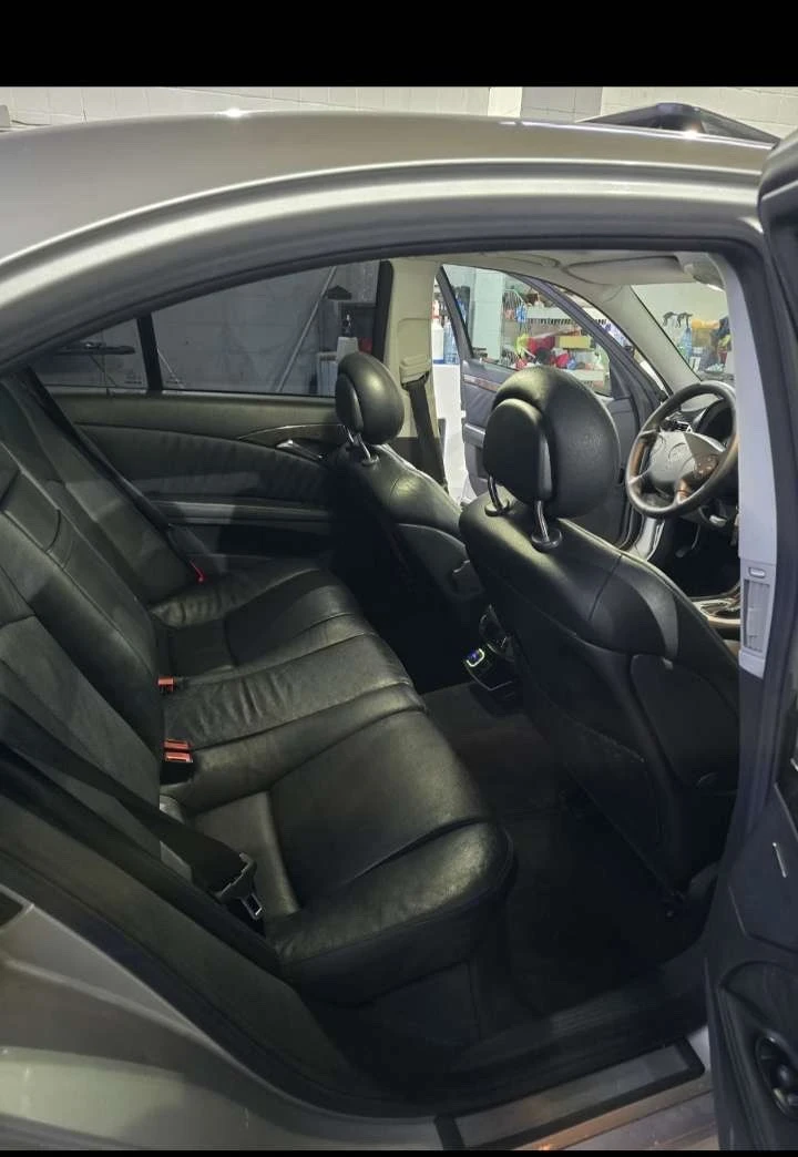 Mercedes-Benz E 320, снимка 9 - Автомобили и джипове - 56042688