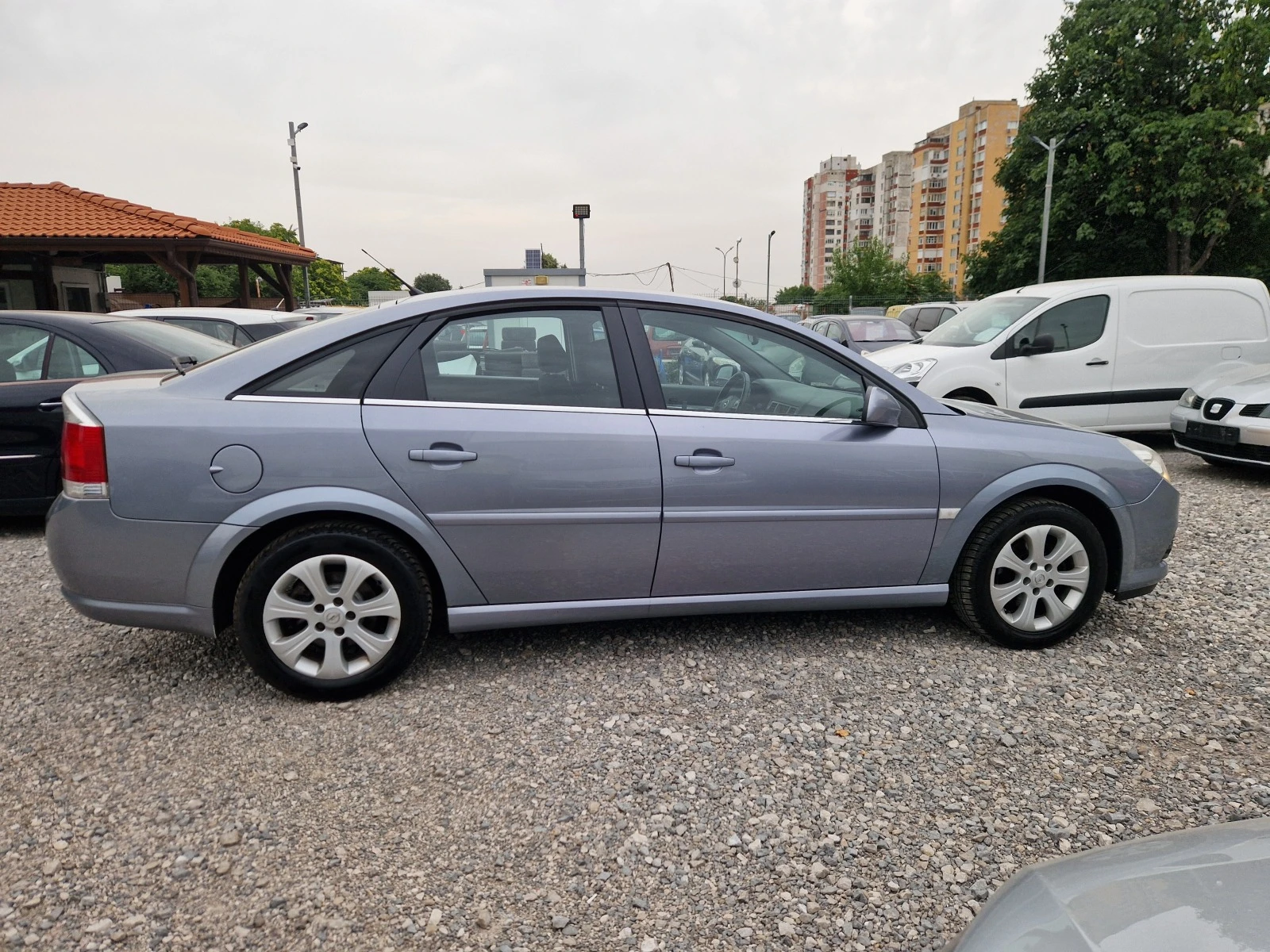 Opel Vectra 1.6i FACE - изображение 7