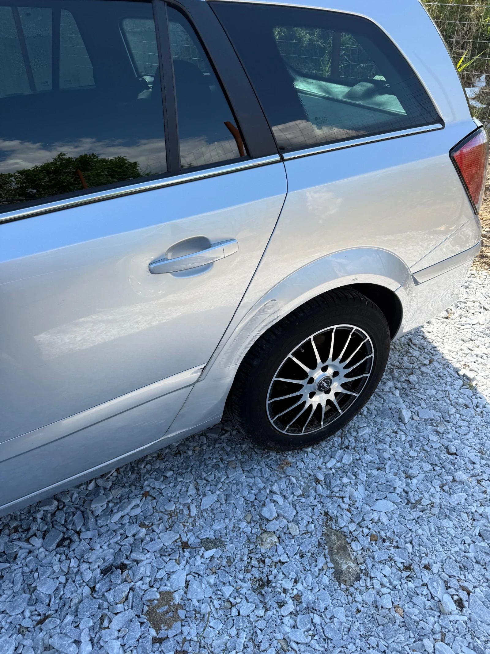 Opel Astra 1.9 - изображение 4