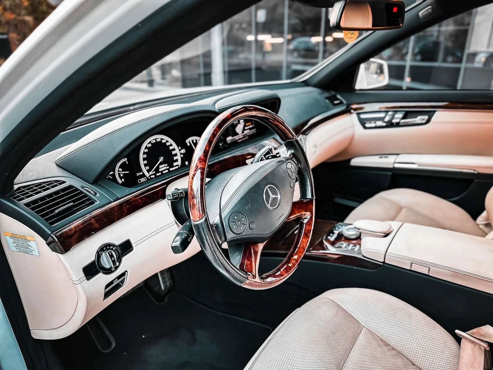 Mercedes-Benz S 550 AMG - изображение 7