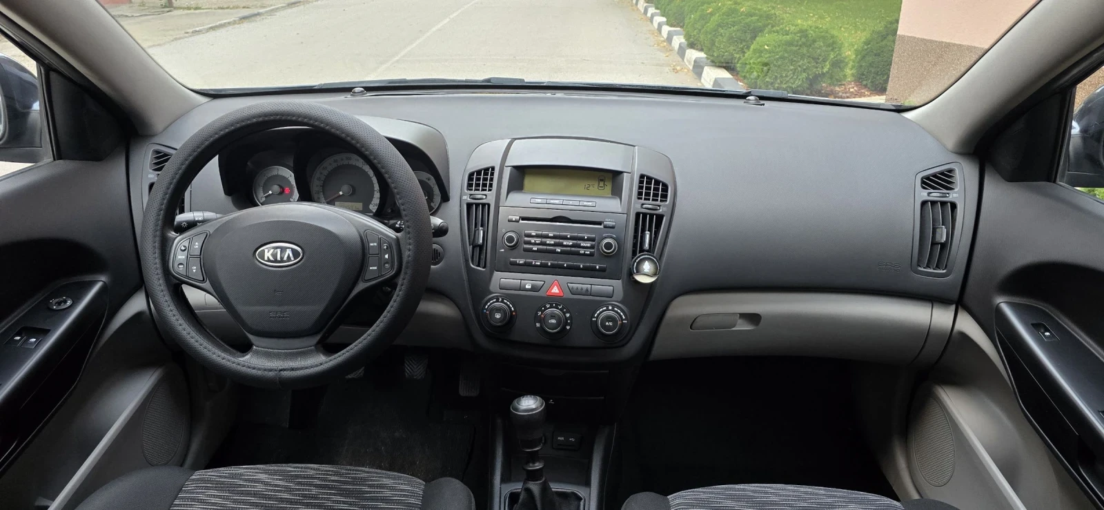 Kia Ceed 1.6d, 201х.км | Mobile.bg — изображение 15