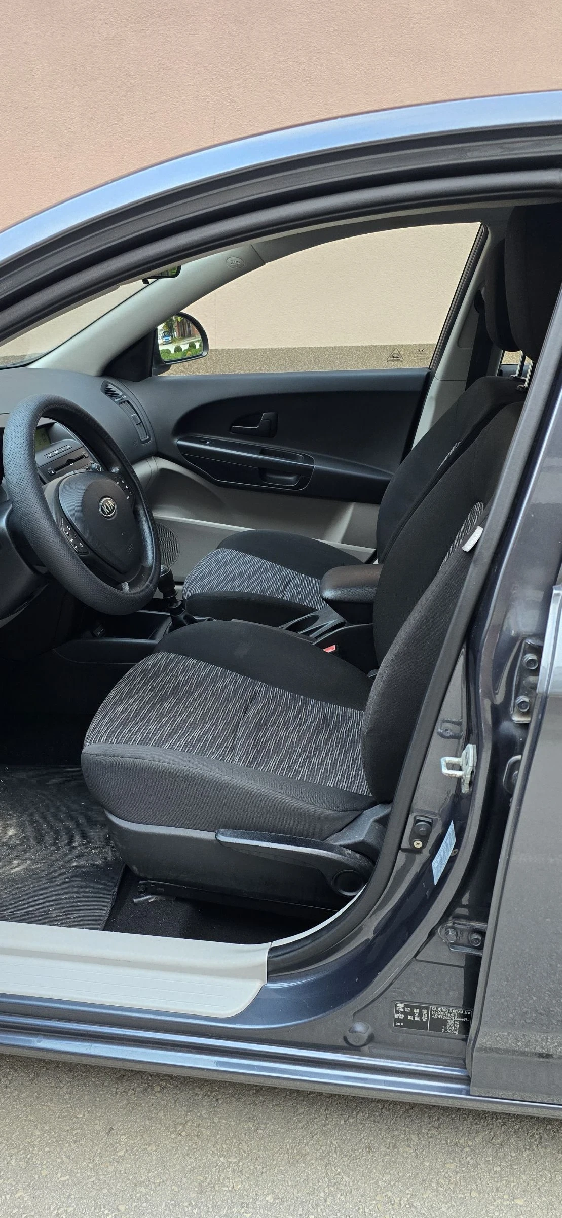 Kia Ceed 1.6d, 201х.км | Mobile.bg — изображение 9