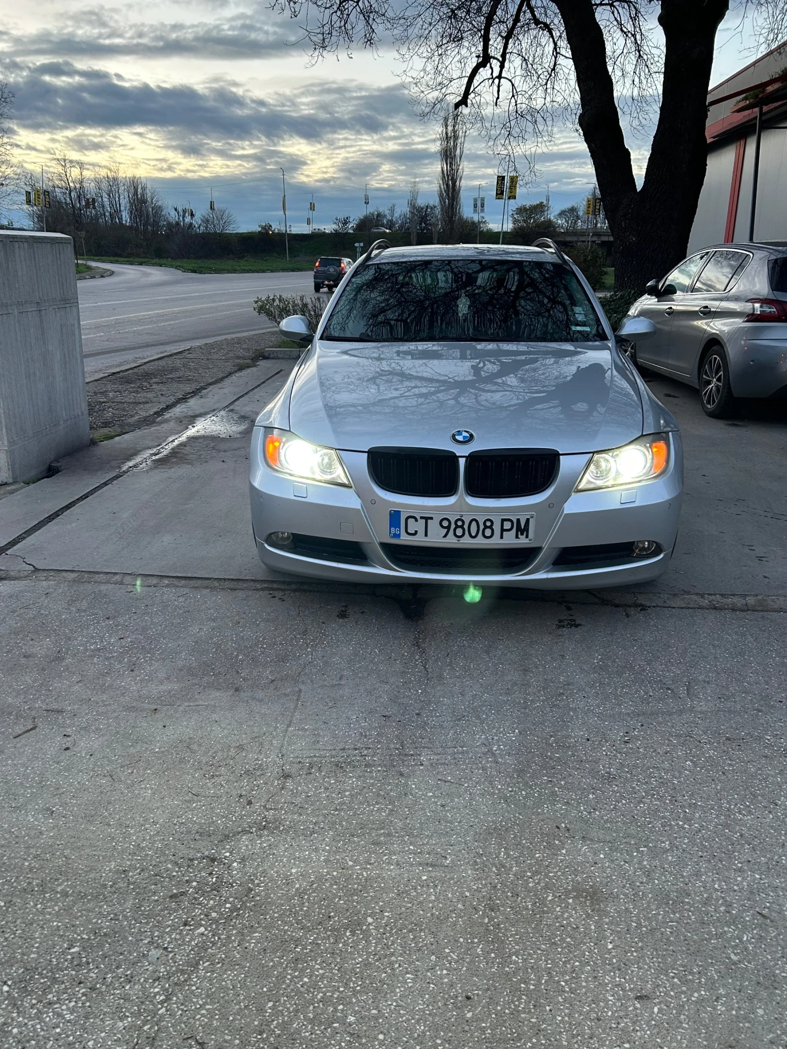 BMW 320 320d | Mobile.bg   1