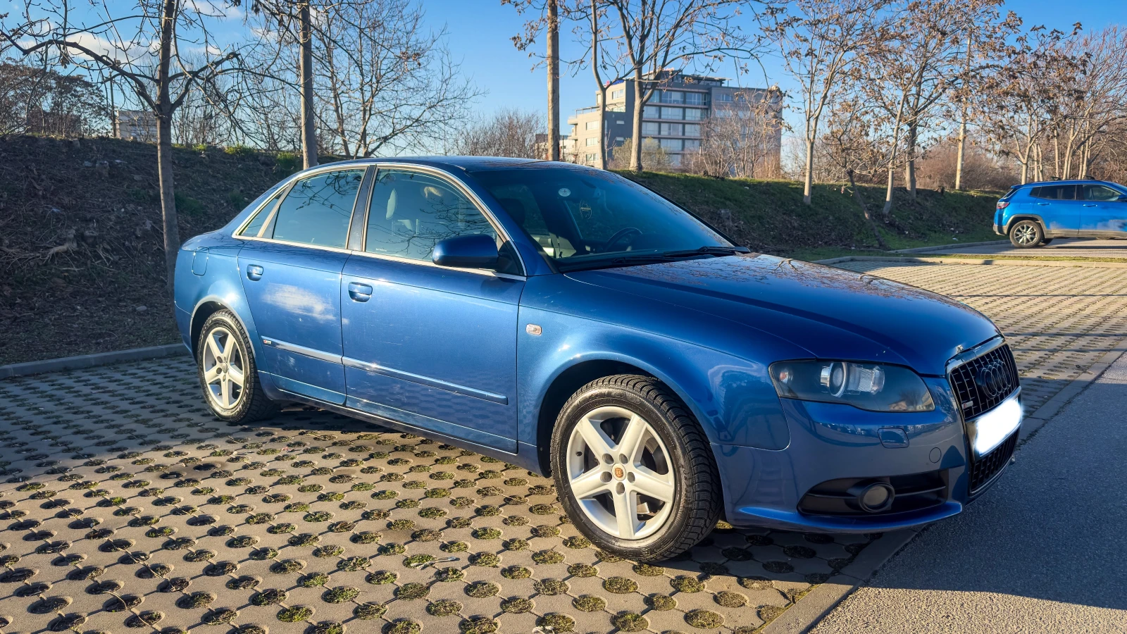 Audi A4 S-Line - изображение 6