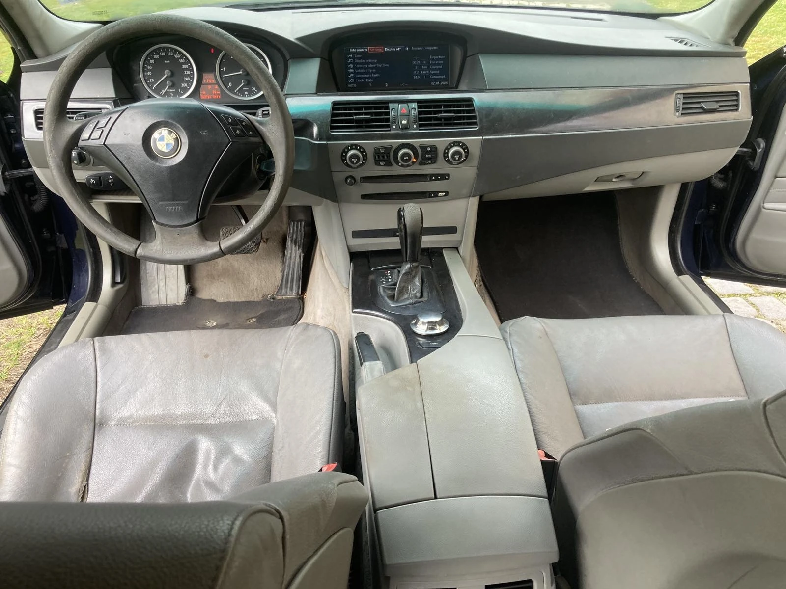 BMW 530  D 218HP СЕДАН АВТОМАТ РЕГИСТРИРАНА ТОП ЦЕНА , снимка 9 - Автомобили и джипове - 53717415