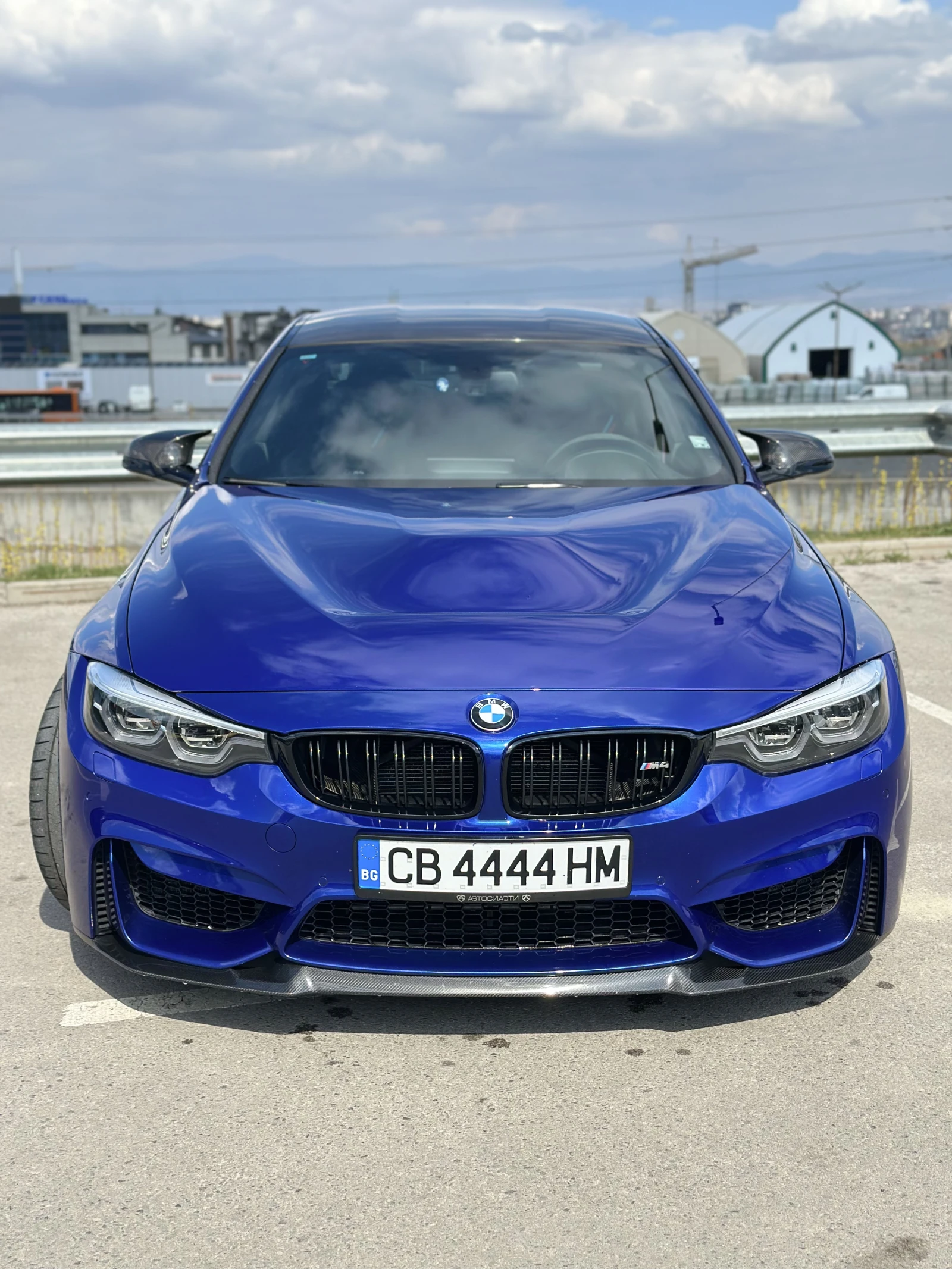 BMW M4 CS