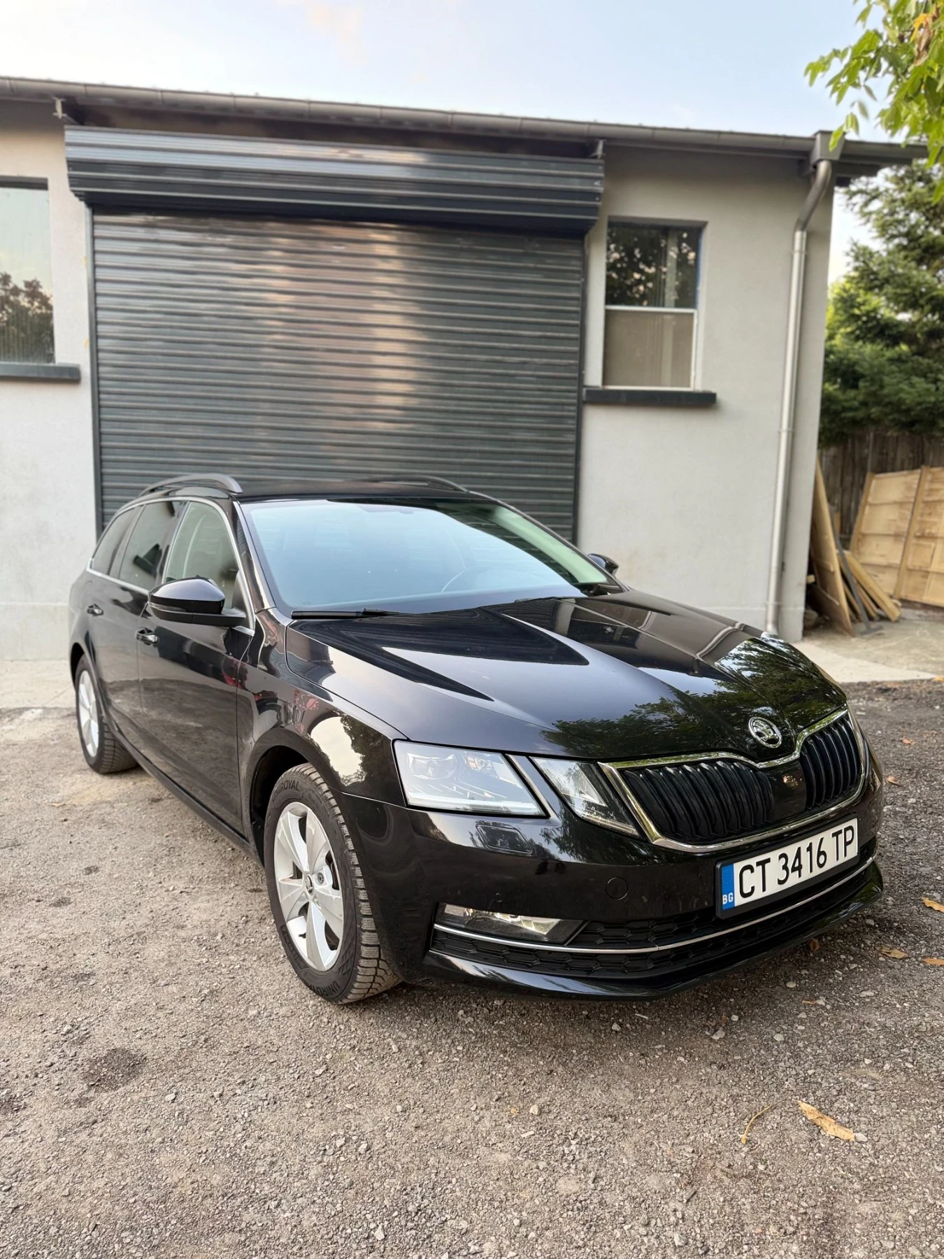 Skoda Octavia 2.0TDI 150hp Всички Екстри, снимка 4 - Автомобили и джипове - 55983392