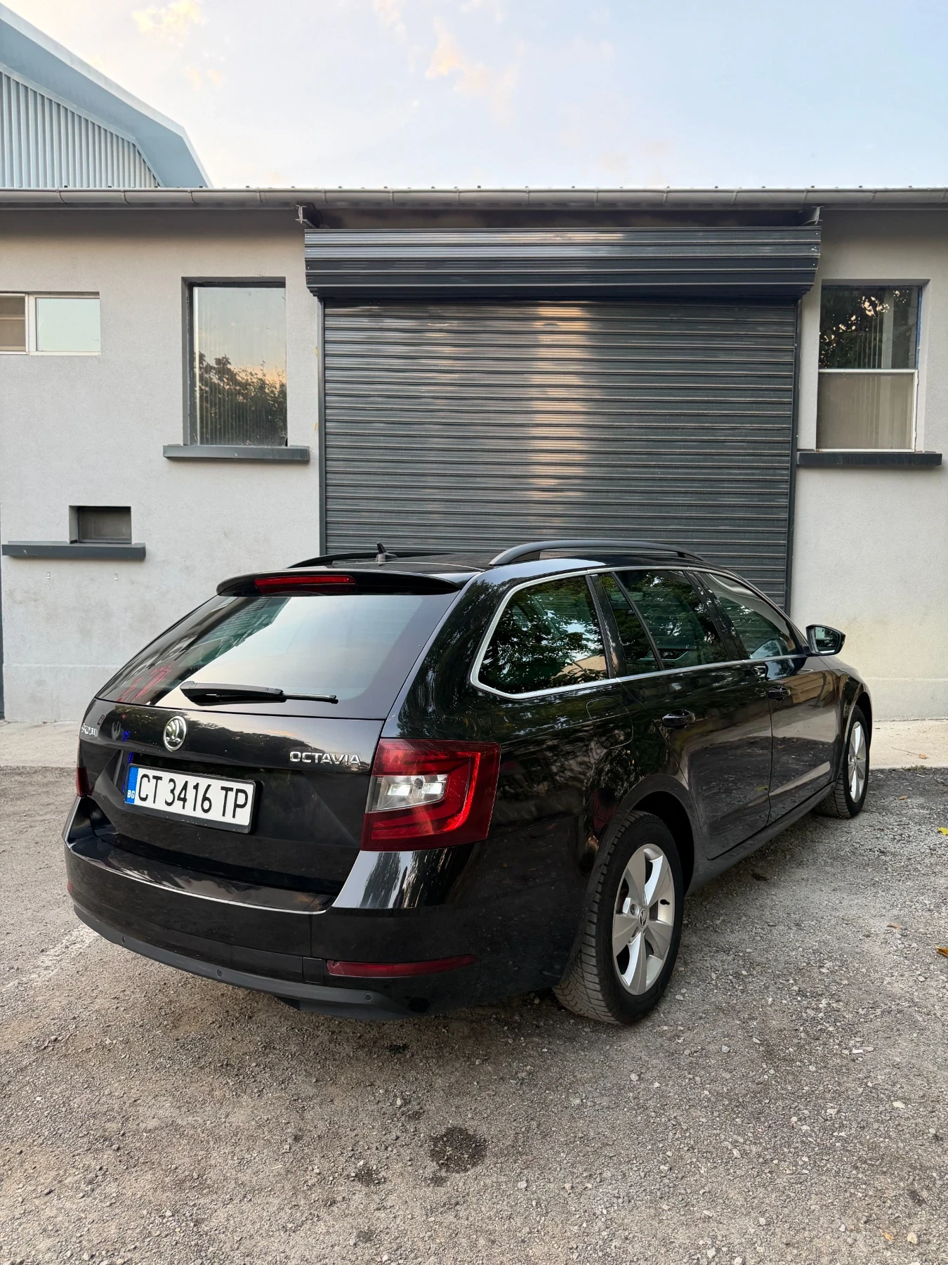 Skoda Octavia 2.0TDI 150hp Всички Екстри, снимка 5 - Автомобили и джипове - 55983392