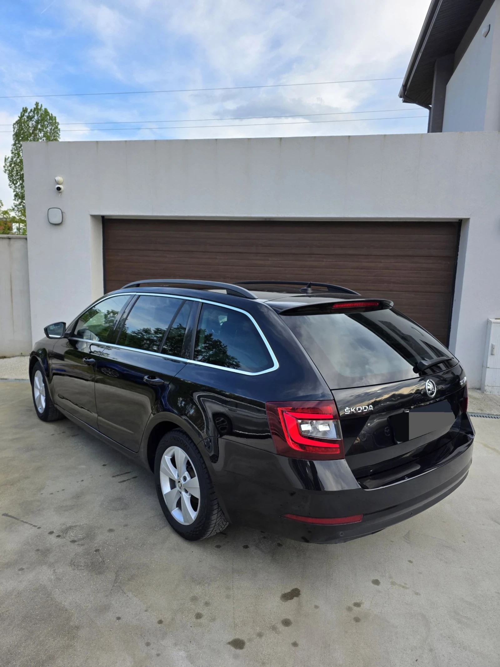 Skoda Octavia 2.0TDI, снимка 9 - Автомобили и джипове - 54416790