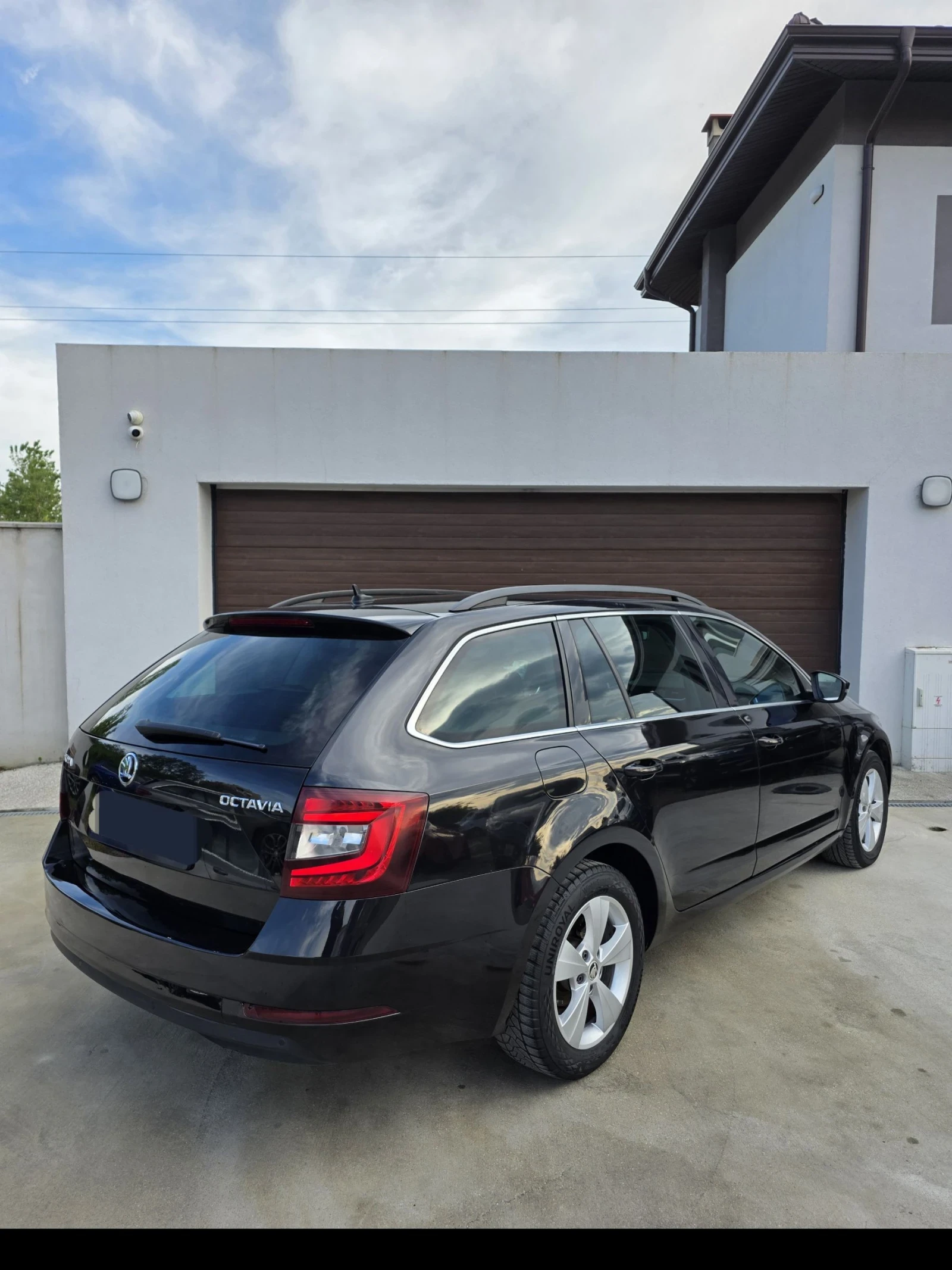 Skoda Octavia 2.0TDI, снимка 8 - Автомобили и джипове - 54416790
