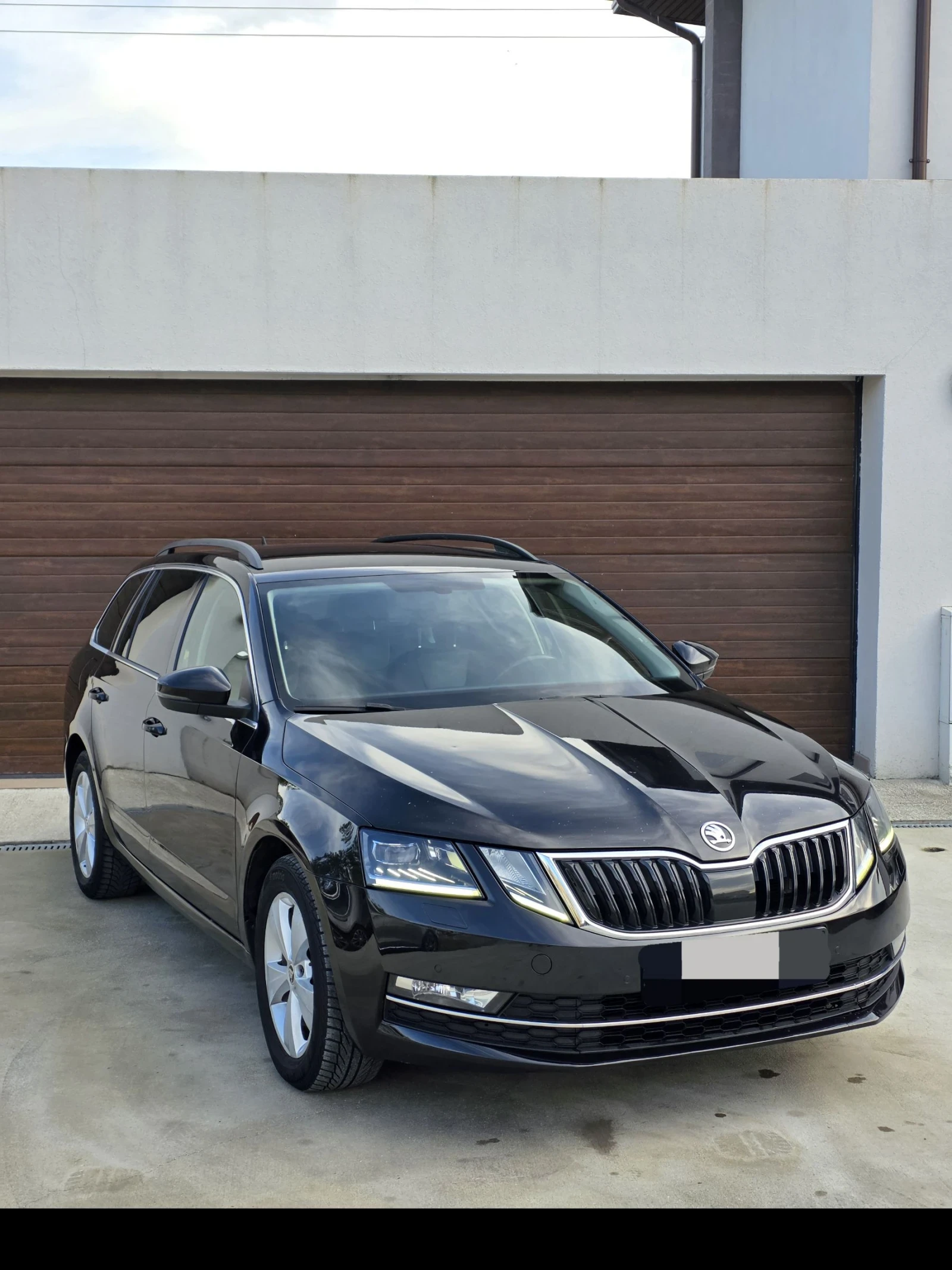Skoda Octavia 2.0TDI, снимка 4 - Автомобили и джипове - 54416790