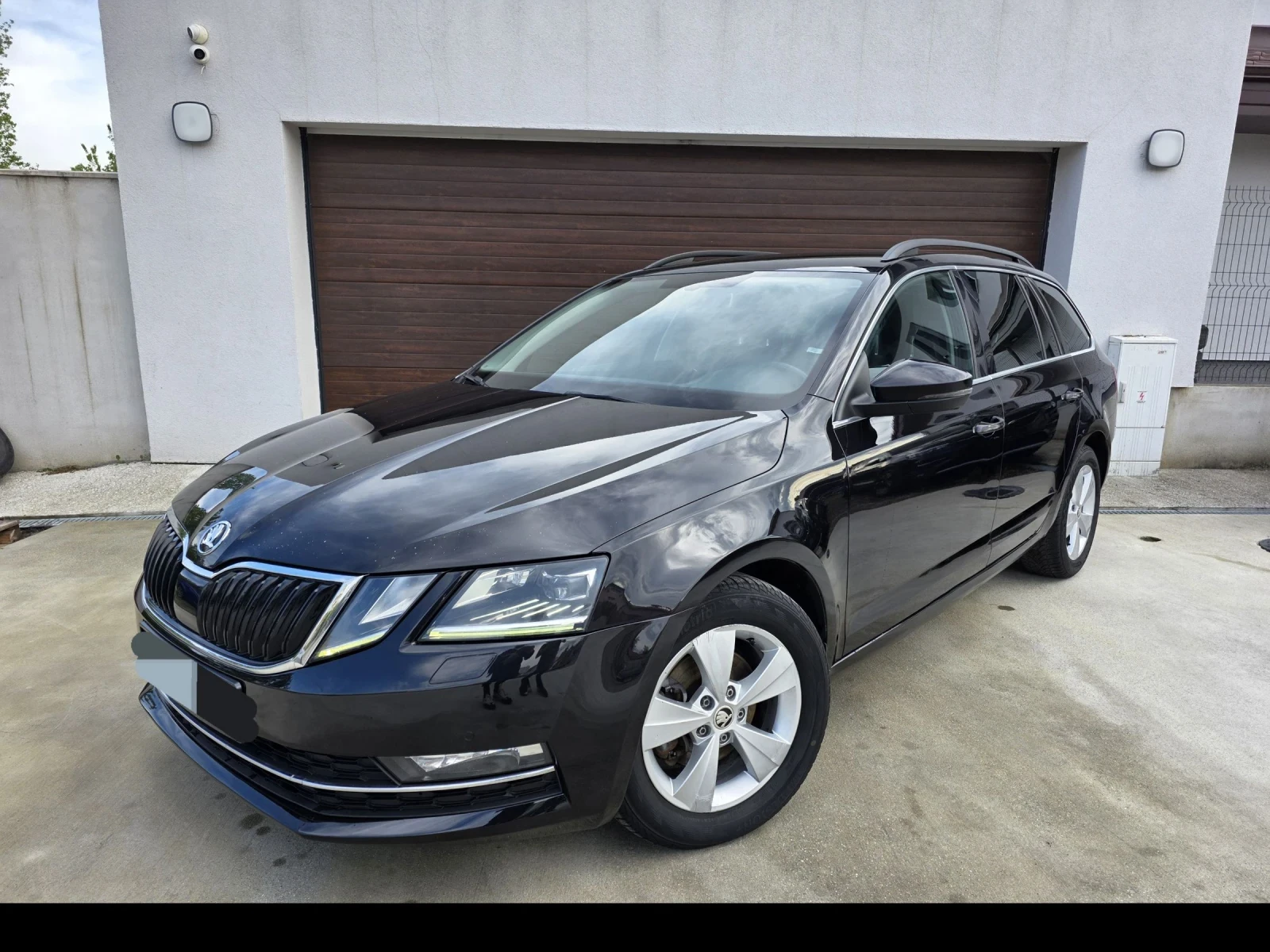 Skoda Octavia 2.0TDI, снимка 10 - Автомобили и джипове - 54416790