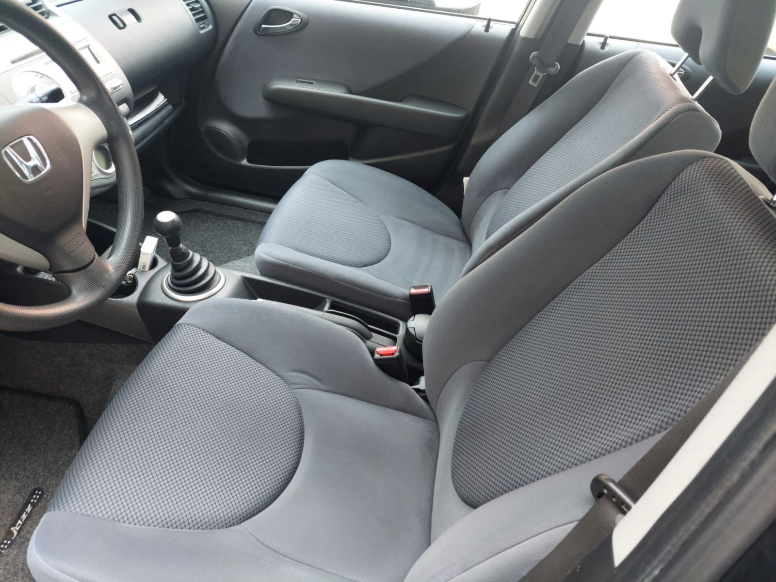 Honda Jazz 1.4 FACELIFT,  110000км, снимка 12 - Автомобили и джипове - 54611019