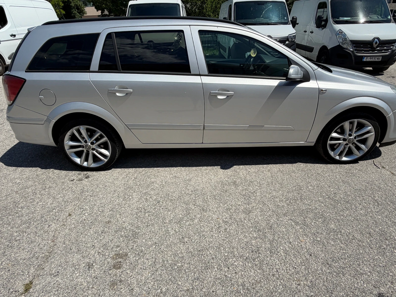 Opel Astra 1.9cdti 101кс, снимка 6 - Автомобили и джипове - 54680119