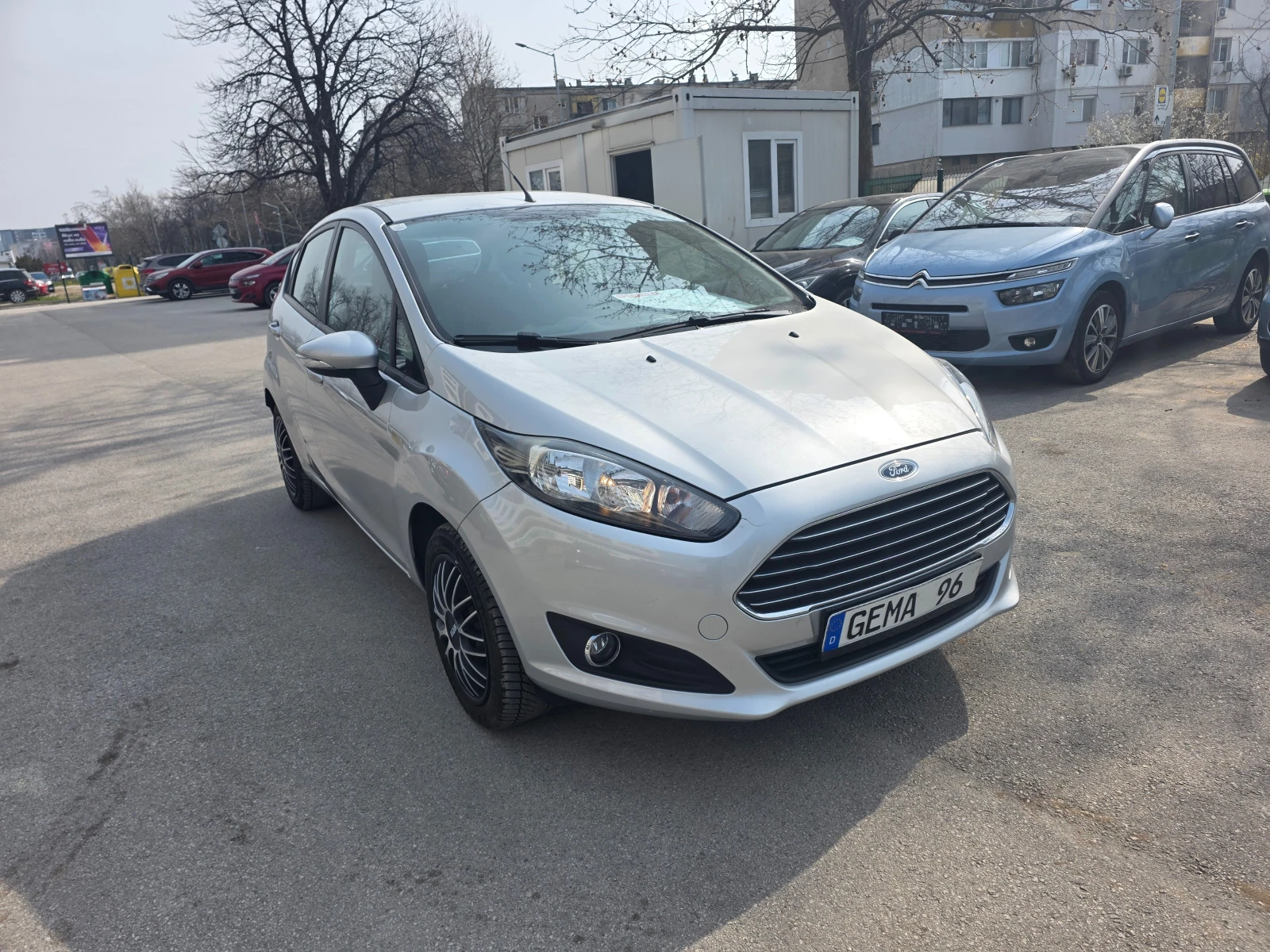 Ford Fiesta 1.25 82кс., снимка 3 - Автомобили и джипове - 54709253