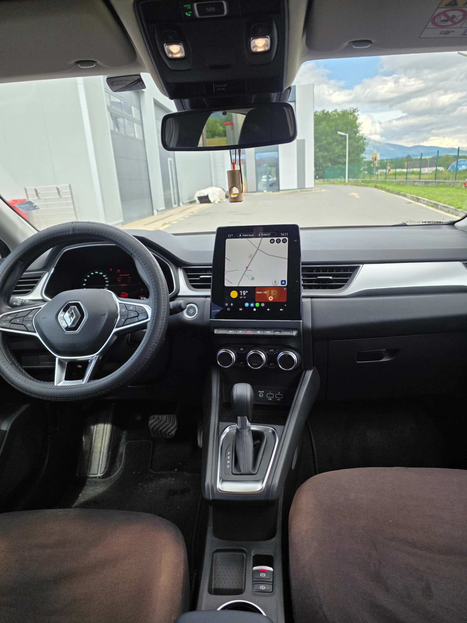 Renault Captur 1.3 Tce Mild hibrid, снимка 13 - Автомобили и джипове - 54894531