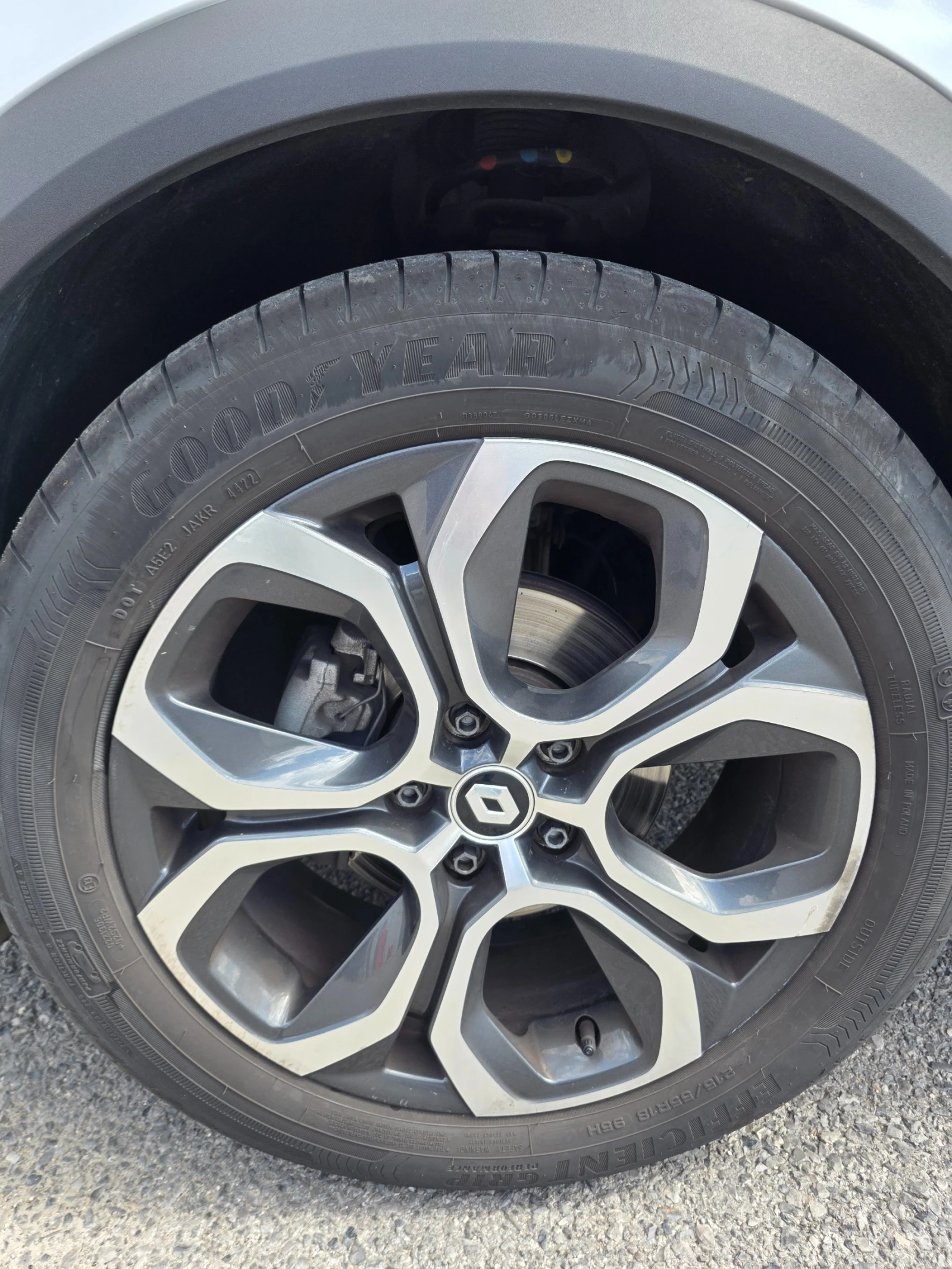 Renault Captur 1.3 Tce Mild hibrid, снимка 16 - Автомобили и джипове - 54894531